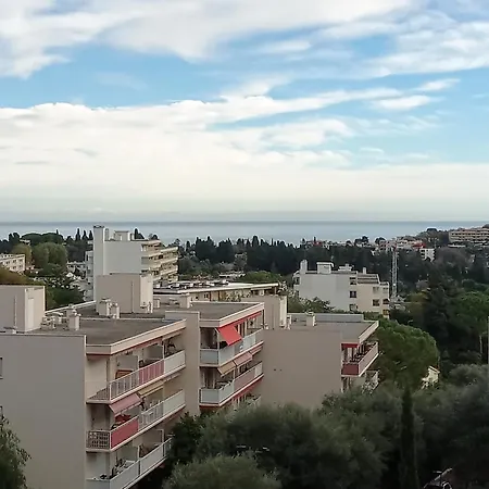 Apartment Avec Vue A